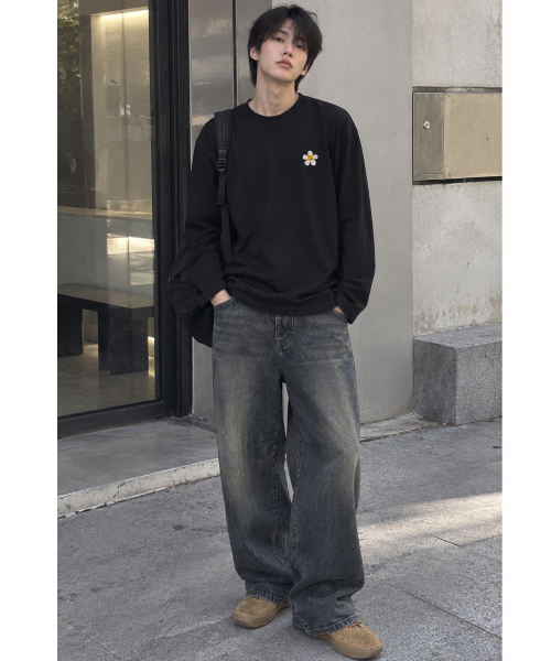 GRAVER（グレーバー）の「[UNISEX]フラワードット刺繍ロングスリーブ_2カラー（Tシャツ/カットソー・レディース・ブラック/ホワイト・LARGE/MEDIUM）」の11枚目の写真