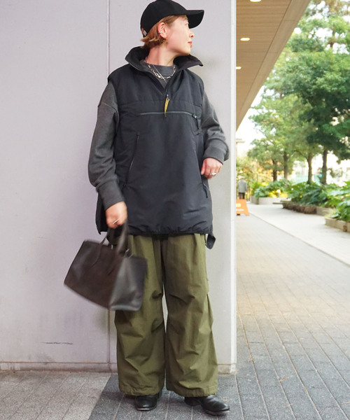 JOURNAL STANDARD LUXE（ジャーナルスタンダード　ラックス）の「リバージャージ クルーネックプルオーバー（Tシャツ/カットソー・レディース・ブラック/チャコールグレー/グリーン・FREE）」の7枚目の写真