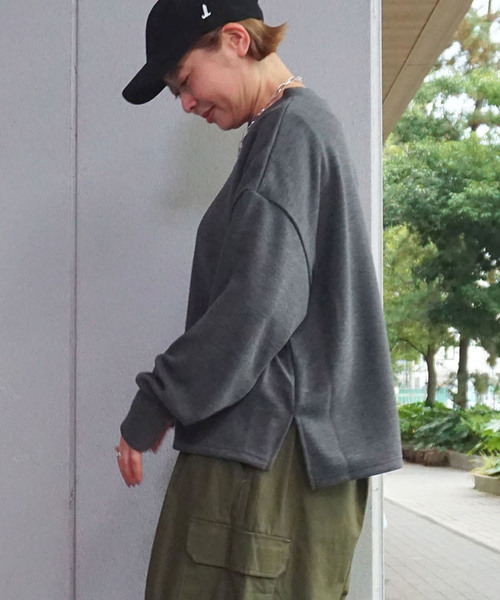 JOURNAL STANDARD LUXE（ジャーナルスタンダード　ラックス）の「リバージャージ クルーネックプルオーバー（Tシャツ/カットソー・レディース・ブラック/チャコールグレー/グリーン・FREE）」の8枚目の写真