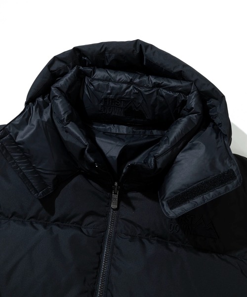 FIRST DOWN（ファーストダウン）の「FIRST DOWN/ファーストダウン　BUBBLE DOWN JKT HOOD SHORT SMU（ダウンジャケット/コート・メンズ・ブラック・MEDIUM/LARGE/X-LARGE）」の2枚目の写真