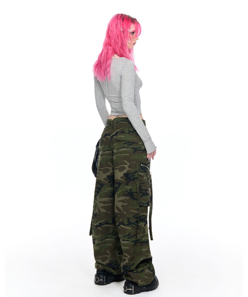 SCHISM INDUCING(スキズムインデューシング)の「CAMOUFLAGE CARGO PANTS GREEN(その他パンツ・レディース・その他・SMALL/MEDIUM/LARGE)」の17枚目の写真