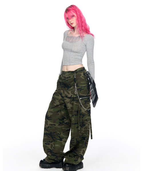 SCHISM INDUCING(スキズムインデューシング)の「CAMOUFLAGE CARGO PANTS GREEN(その他パンツ・レディース・その他・SMALL/MEDIUM/LARGE)」の9枚目の写真
