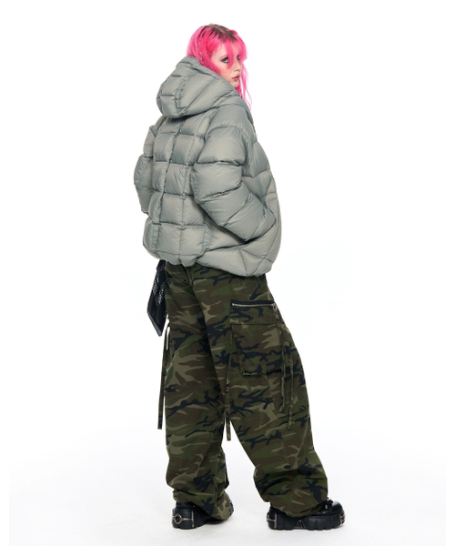 SCHISM INDUCING(スキズムインデューシング)の「CAMOUFLAGE CARGO PANTS GREEN(その他パンツ・レディース・その他・SMALL/MEDIUM/LARGE)」の4枚目の写真