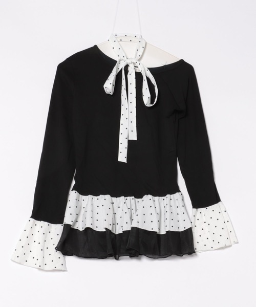 Nia(ニア)の「Nia(ニア)/【チョーカーリボン付き】バイカラーデザイン ドットフリルトップス(Tシャツ/カットソー・レディース・ブラック・LARGE/MEDIUM/SMALL)」の4枚目の写真