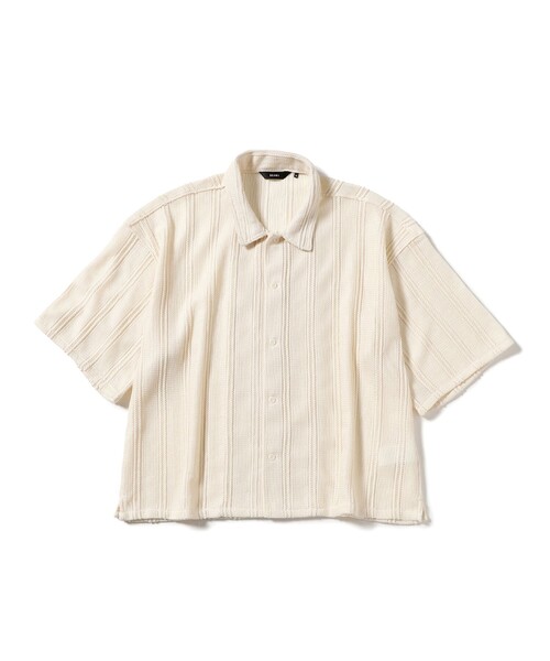 BEAMS(ビームス)の「ショート メッシュ オープンカラーシャツ【ワイドショートフィット】(シャツ/ブラウス・メンズ・オフホワイト/ブラック/ダークブラウン・S/XL/L/M)」の4枚目の写真