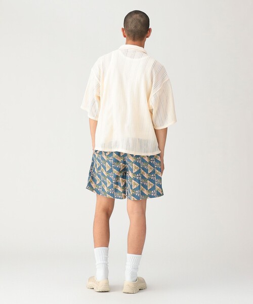 BEAMS(ビームス)の「ショート メッシュ オープンカラーシャツ【ワイドショートフィット】(シャツ/ブラウス・メンズ・オフホワイト/ブラック/ダークブラウン・S/XL/L/M)」の14枚目の写真