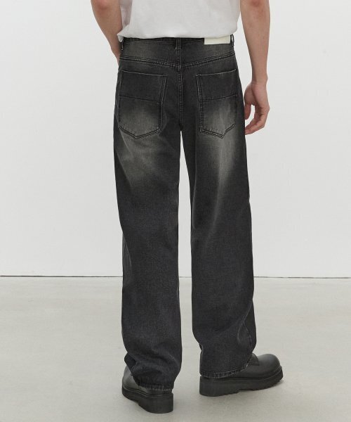 DECET(デケト)の「Mid Rise Wide Jeans DCPT027HLBlack(デニムパンツ・レディース・その他・28/30/32/34/26)」の8枚目の写真