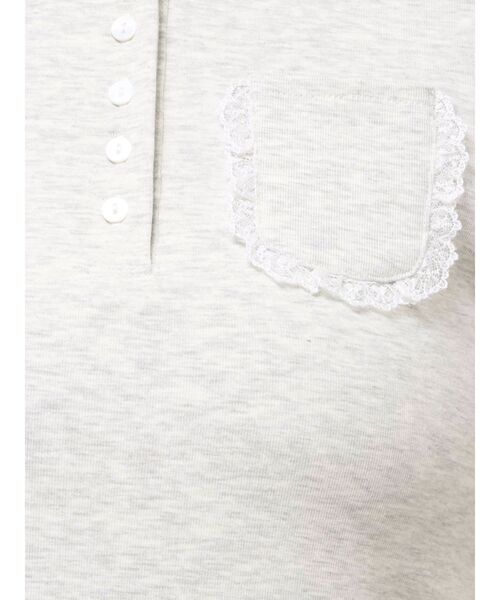 merry jenny（メリージェニー）の「frilly polo tops（ポロシャツ・レディース・グレー/オフホワイト/ピンク・FREE）」の5枚目の写真