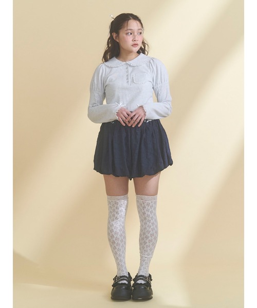 merry jenny（メリージェニー）の「frilly polo tops（ポロシャツ・レディース・グレー/オフホワイト/ピンク・FREE）」の4枚目の写真