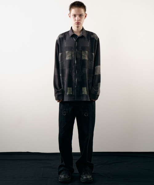 AIVER（アイバー）の「AIVER　トロンプルイユボロ転写シャツ（シャツ/ブラウス・メンズ・ブラック・LARGE/MEDIUM/SMALL）」の11枚目の写真