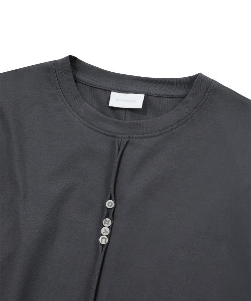 EPISODE UNTITLED（エピソードアンタイトルド）の「POINT SNAP OPEN CUT  T-SHIRT_GRAY（Tシャツ/カットソー・レディース・その他・1）」の4枚目の写真