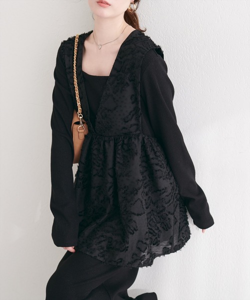 natural couture(ナチュラルクチュール)の「お花ジャガードベスト×ラメワンピースセット(ワンピース・レディース・アイボリー/ブラック/オレンジ・FREE/LARGE)」の14枚目の写真