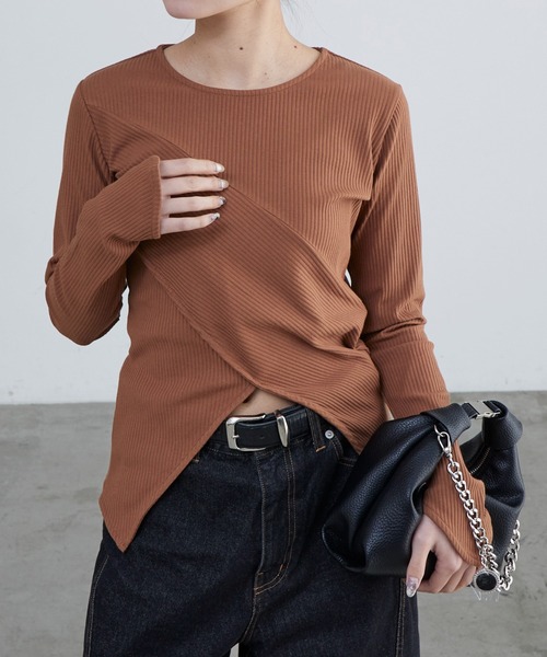 Lui's（ルイス）の「リブ切替デザイントップス（Tシャツ/カットソー・レディース・ホワイト/ブラウン/ブラック/グレー・FREE）」の4枚目の写真