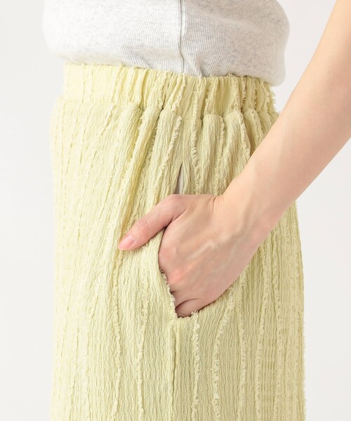 BEAMS HEART（ビームスハート）の「カットフリンジ ナロースカート（スカート・レディース・ホワイト系その他5/イエロー系その他2/ブラック・FREE）」の19枚目の写真