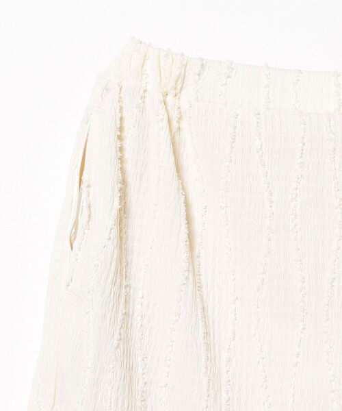 BEAMS HEART（ビームスハート）の「カットフリンジ ナロースカート（スカート・レディース・ホワイト系その他5/イエロー系その他2/ブラック・FREE）」の22枚目の写真