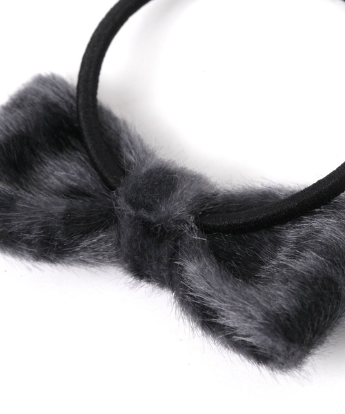 LAKOLE（ラコレ）の「レオパードリボンヘアゴム / 635430（ヘアゴム・レディース・ベージュ/チャコール・FREE）」の3枚目の写真