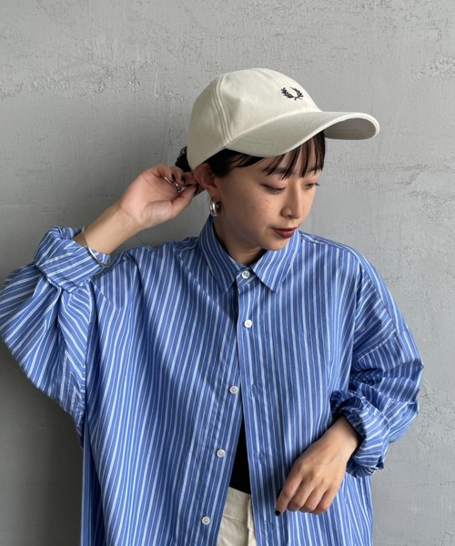 FRED PERRY（フレッドペリー）の「[FRED PERRY/フレッドペリー] ワンポイントロゴ刺繍キャップ（キャップ・レディース・ブラック/ナチュラル/ネイビー・ONE SIZE）」の15枚目の写真