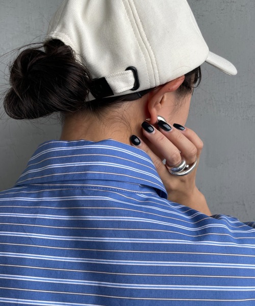 FRED PERRY（フレッドペリー）の「[FRED PERRY/フレッドペリー] ワンポイントロゴ刺繍キャップ（キャップ・レディース・ブラック/ナチュラル/ネイビー・ONE SIZE）」の19枚目の写真