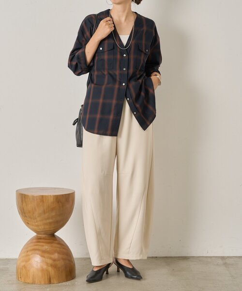 Jena espace merveilleux（ジェナ　エスパスメルヴェイユ）の「【好評につき再入荷！】オンブレーチェックダブルシャツ（シャツ/ブラウス・レディース・オフホワイト/ネイビー・FREE）」の20枚目の写真
