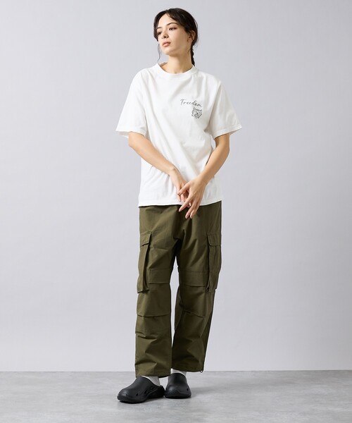 REMI RELIEF（レミレリーフ）の「【REMI RELIEF / レミ レリーフ】  HARD SP加工 20/- 天竺 レギュラーTシャツ（FREEDOM）バックプリント/RN30389147／ユニセックス（Tシャツ/カットソー・メンズ・オフホワイト/ブラック・M/L/XL）」の4枚目の写真