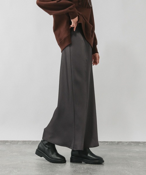 GLOBAL WORK(グローバルワーク)の「※サテンストレッチフレアスカート/634549(スカート・レディース・ダークブラウン/グレー系その他/チャコールグレー/その他・SHORT/REGULAR)」の6枚目の写真