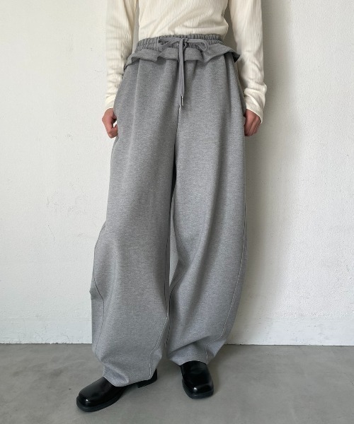 AIC.(エーアイシー)の「フリルデザインスウェットバレルパンツ(スウェットパンツ・レディース・ライトグレー/グレー・FREE)」の5枚目の写真
