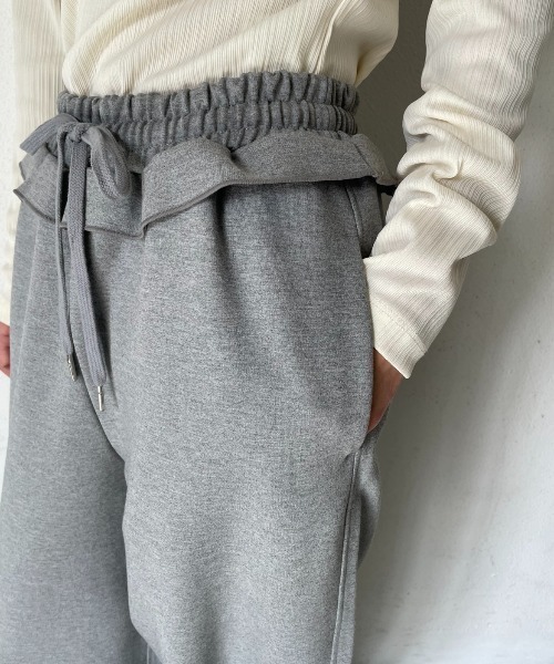 AIC.(エーアイシー)の「フリルデザインスウェットバレルパンツ(スウェットパンツ・レディース・ライトグレー/グレー・FREE)」の12枚目の写真