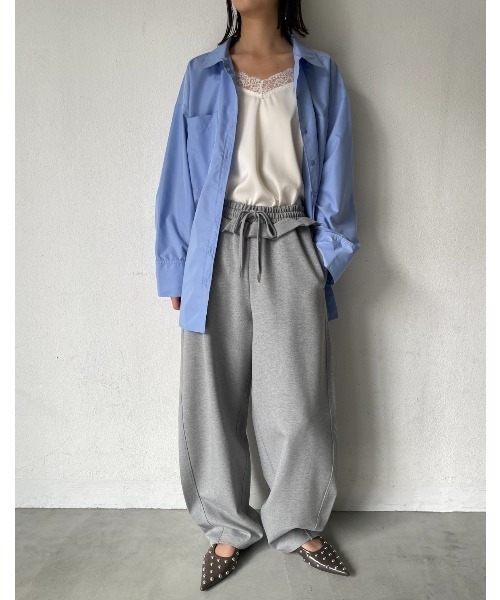 AIC.(エーアイシー)の「フリルデザインスウェットバレルパンツ(スウェットパンツ・レディース・ライトグレー/グレー・FREE)」の9枚目の写真