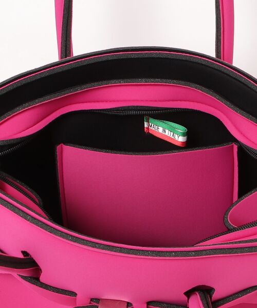 SAVE MY BAG（セーブマイバッグ）の「SAVE MY BAG（セーブマイバッグ）T-Miss Plus（トートバッグ・レディース・ピンク・00）」の4枚目の写真
