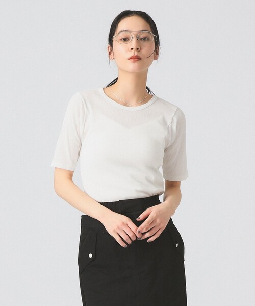 Ray BEAMS（レイビームス）の「バックスリット カーブ ヘムTシャツ（Tシャツ/カットソー・レディース・ブラウン/ブルー/オフホワイト・ONE SIZE）」の11枚目の写真