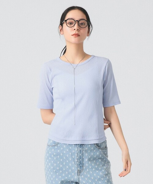 Ray BEAMS（レイビームス）の「バックスリット カーブ ヘムTシャツ（Tシャツ/カットソー・レディース・ブラウン/ブルー/オフホワイト・ONE SIZE）」の19枚目の写真