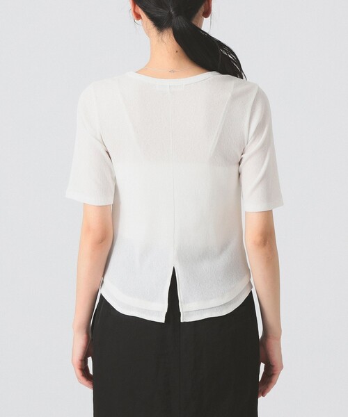 Ray BEAMS（レイビームス）の「バックスリット カーブ ヘムTシャツ（Tシャツ/カットソー・レディース・ブラウン/ブルー/オフホワイト・ONE SIZE）」の4枚目の写真