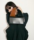 TONER（トナー）の「バイカラーブロックハンドルバッグ/ロゴプレート付き（ハンドバッグ・FREE）」