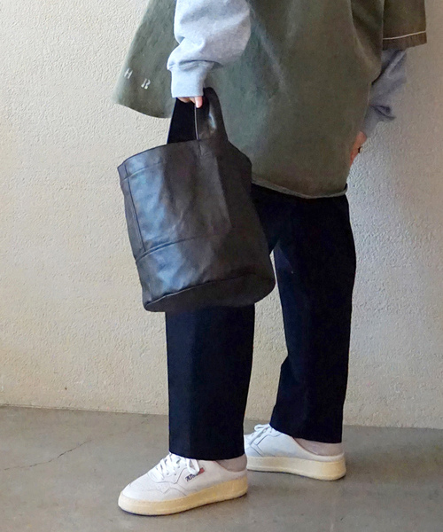 JOURNAL STANDARD LUXE(ジャーナルスタンダード ラックス)の「《追加》フェイクレザー サークルBAG-M(エコバッグ/サブバッグ・レディース・ブラック/ブラウン・FREE)」の11枚目の写真