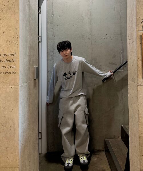 mydeepbluememories(マイディープブルーメモリーズ)の「SYMBOL GRAPHIC LONG SLEEVE(GREY)(Tシャツ/カットソー・レディース・グレー・LARGE/SMALL)」の6枚目の写真