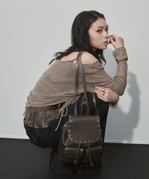 ENVYM（アンビー）の「スタッズ ミニ リュック（バックパック/リュック・レディース・ブラック/モカ・FREE）」の8枚目の写真