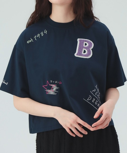 BEAMS HEART(ビームスハート)の「ロゴ 刺繍 Tシャツ(Tシャツ/カットソー・レディース・ネイビー/グリーン/オフホワイト・FREE)」の3枚目の写真