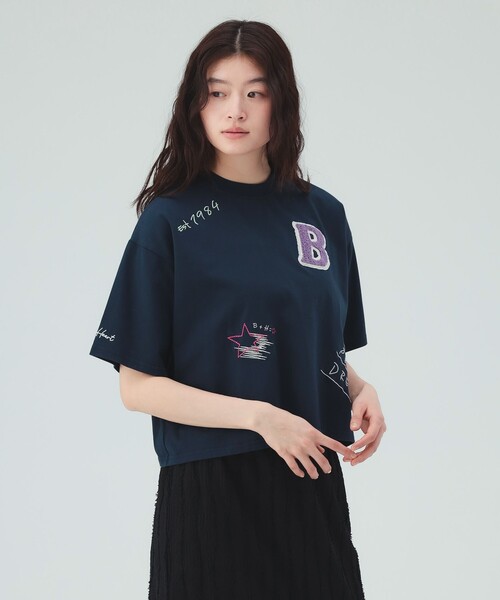 BEAMS HEART(ビームスハート)の「ロゴ 刺繍 Tシャツ(Tシャツ/カットソー・レディース・ネイビー/グリーン/オフホワイト・FREE)」の5枚目の写真