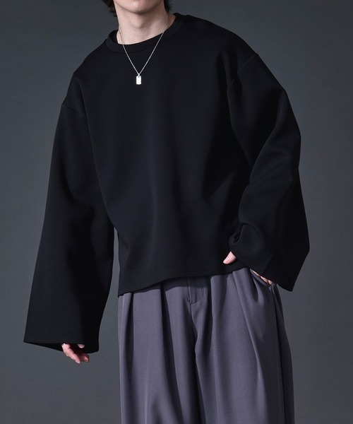 Ellno Loset(エルノロゼット)の「バックフラワー刺繍ポンチロンT(Tシャツ/カットソー・メンズ・ブラック/オフホワイト・LARGE/MEDIUM/SMALL)」の4枚目の写真