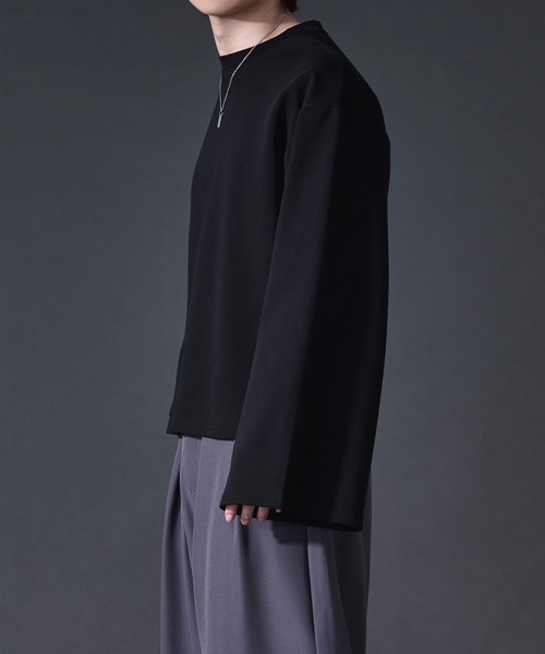 Ellno Loset(エルノロゼット)の「バックフラワー刺繍ポンチロンT(Tシャツ/カットソー・メンズ・ブラック/オフホワイト・LARGE/MEDIUM/SMALL)」の3枚目の写真