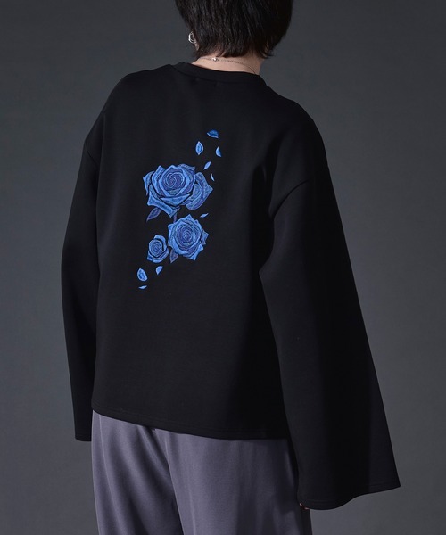 Ellno Loset(エルノロゼット)の「バックフラワー刺繍ポンチロンT(Tシャツ/カットソー・メンズ・ブラック/オフホワイト・LARGE/MEDIUM/SMALL)」の6枚目の写真