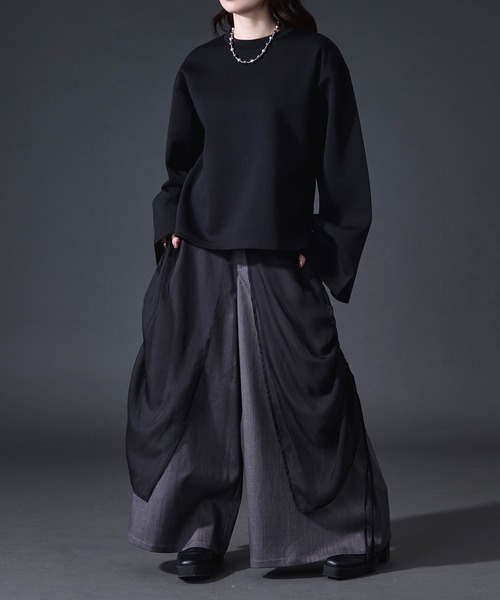Ellno Loset(エルノロゼット)の「バックフラワー刺繍ポンチロンT(Tシャツ/カットソー・メンズ・ブラック/オフホワイト・LARGE/MEDIUM/SMALL)」の18枚目の写真