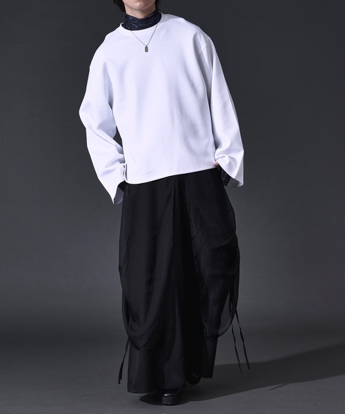 Ellno Loset(エルノロゼット)の「バックフラワー刺繍ポンチロンT(Tシャツ/カットソー・メンズ・ブラック/オフホワイト・LARGE/MEDIUM/SMALL)」の12枚目の写真
