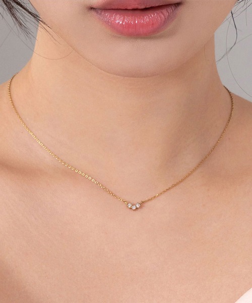 セール】【金属アレルギー対応】 ミニマル 3連 ジルコニア ネックレス