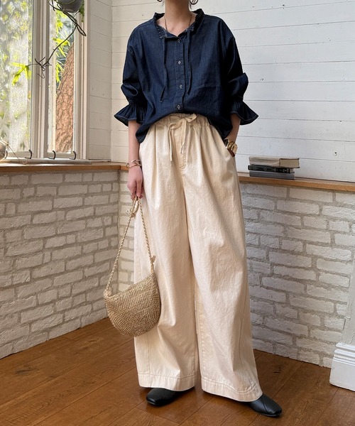 LBC（エルビーシー）の「デニムコットンシャーリングブラウス（シャツ/ブラウス・レディース・ブルー/ブラック/ホワイト・M）」の8枚目の写真