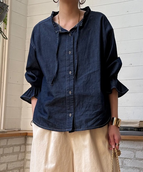 LBC（エルビーシー）の「デニムコットンシャーリングブラウス（シャツ/ブラウス・レディース・ブルー/ブラック/ホワイト・M）」の4枚目の写真