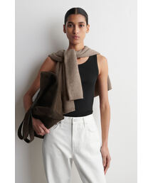 COS（コス）の「リブ編みコットンタンクトップ（タンクトップ）」