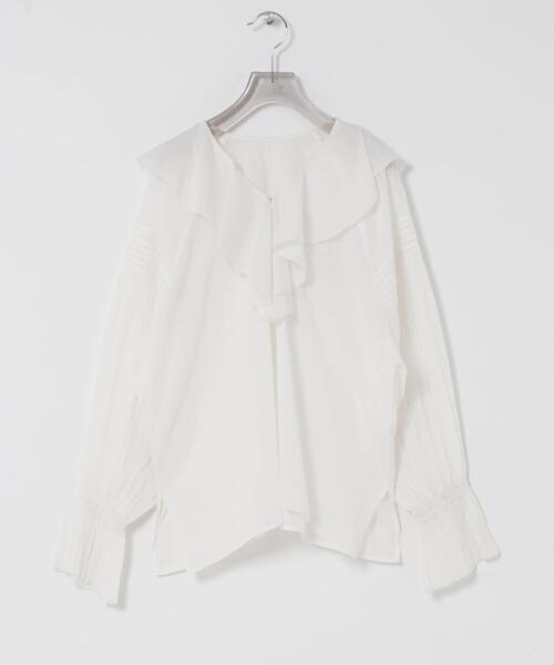URBAN RESEARCH（アーバンリサーチ）の「『一部WEB限定カラー』コットンボイルラッフルブラウス（シャツ/ブラウス・レディース・ブラウン/イエロー/ブルー系その他/オフホワイト・FREE）」の15枚目の写真