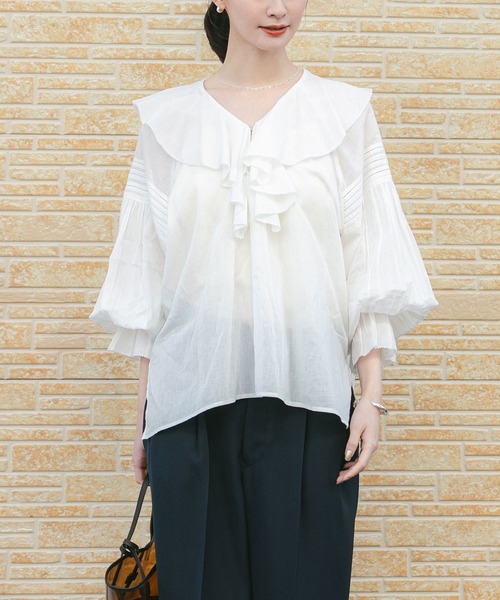 URBAN RESEARCH（アーバンリサーチ）の「コットンボイルラッフルブラウス（シャツ/ブラウス・レディース・ブラウン/イエロー/ブルー系その他/オフホワイト・FREE）」の6枚目の写真