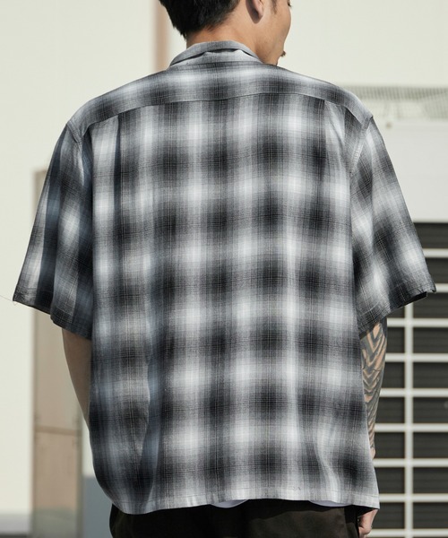 TOWNCRAFT（タウンクラフト）の「TOWNCRAFT/タウンクラフト 60S LOOP COLLAR SHIRT オンブレチェック オープンカラー 2026年春夏（シャツ/ブラウス・メンズ・ブラック/グレー・M/L）」の19枚目の写真